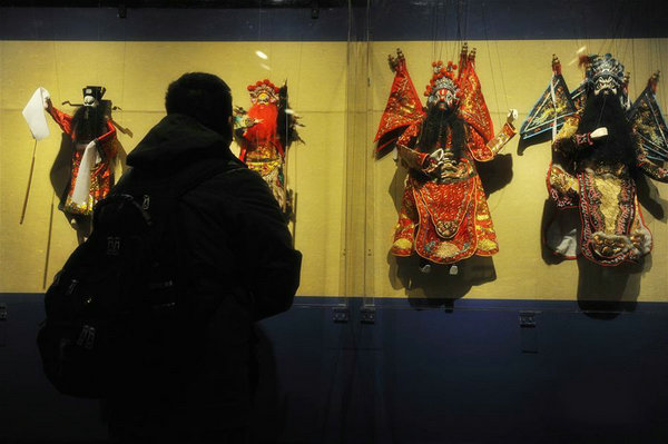 中国美术馆呈献“偶人世界——徐竹初木偶雕刻作品捐赠展”