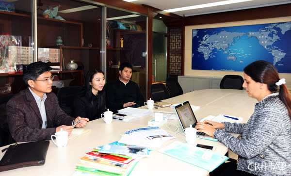 联合国教科文组织评估师对亚太中心进开展评估工作